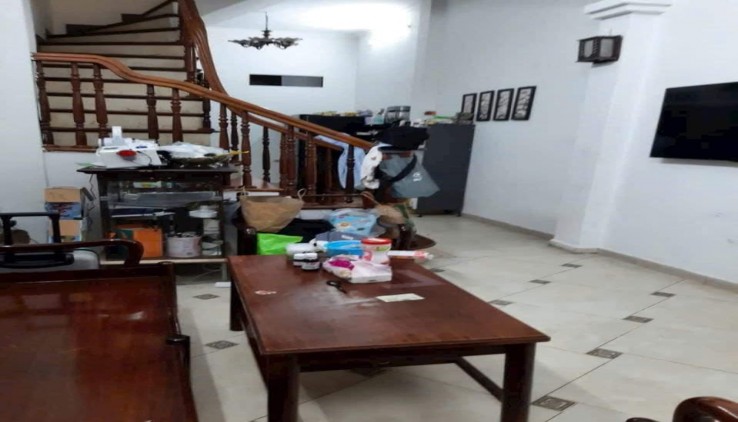 CHO THUÊ NHÀ NGUYÊN CĂN Ở NHÓM, HỘ GĐ, KD ONLINE 4 TẦNG, 3 NGỦ NGÕ 8 PHỐ HOA LƯ
